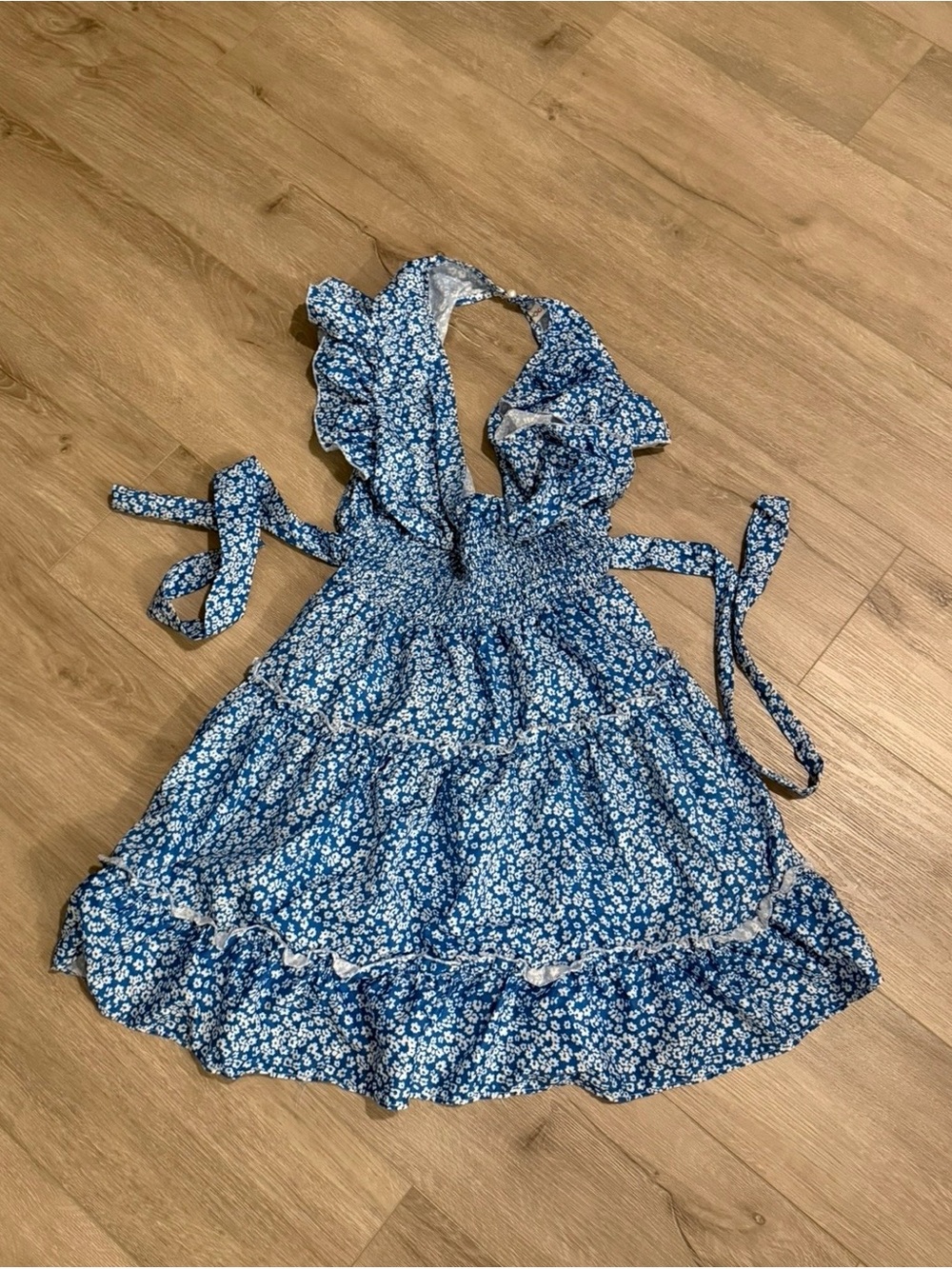 OrderPlus Size Medium Blue Floral Halter Dress - Excellent Like New Condition - Picture 2 of 5